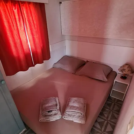 Mobil-home Sur Terrain Prive Bord De Mer, Parking Prive Apartment Le Grau-d'Agde